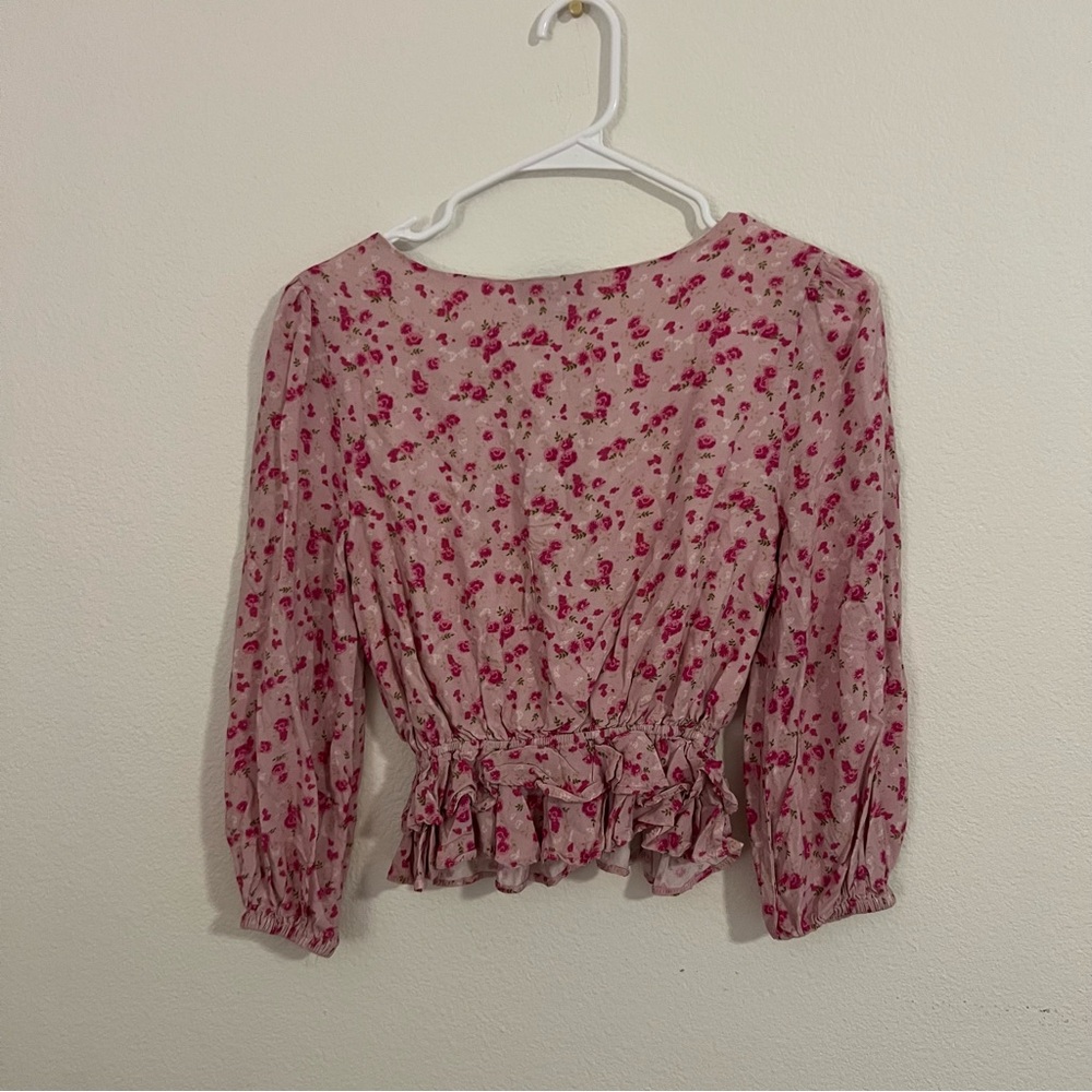 MAJORELLE Chrissa Top in Mauve Ditsy - Picture 6 of 6
